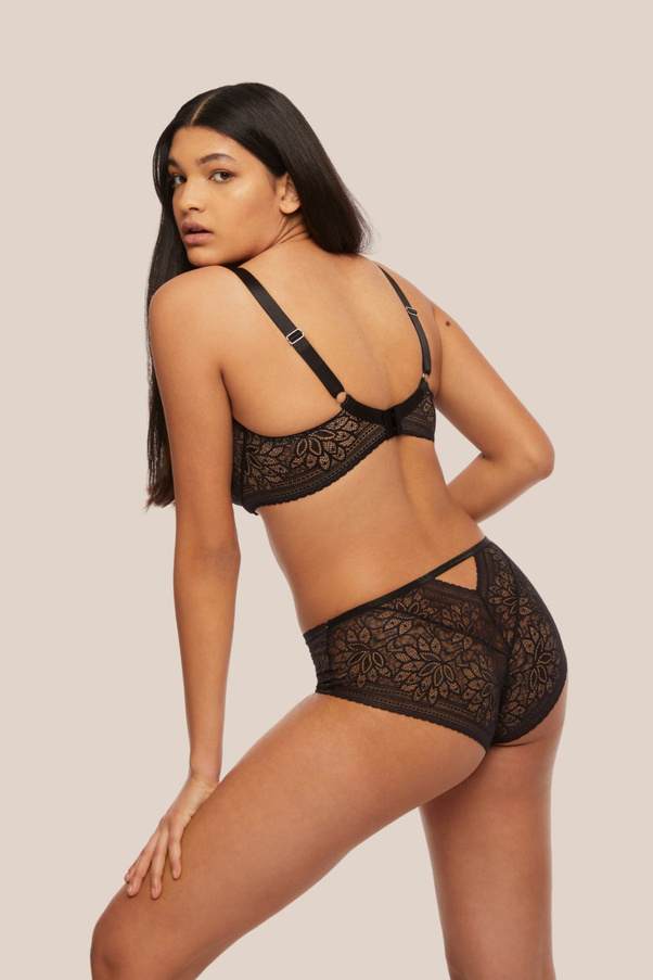 Push-Up Bra Mandala